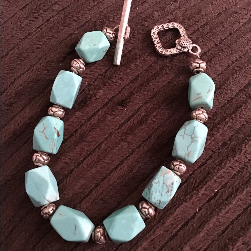 Turquoise Beaded Bracelet with Silver Accents